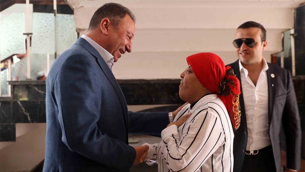 الخطيب يستقبل هاجر