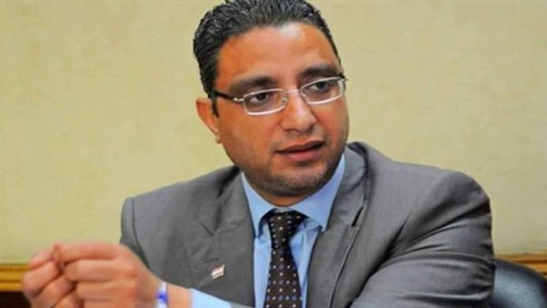 الدكتور احمد الانصاري