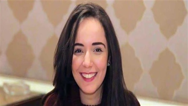 الفنانة سارة درزاوي