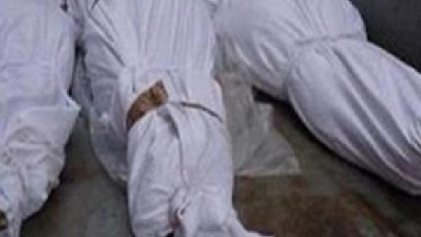 دفن أب وأطفاله
