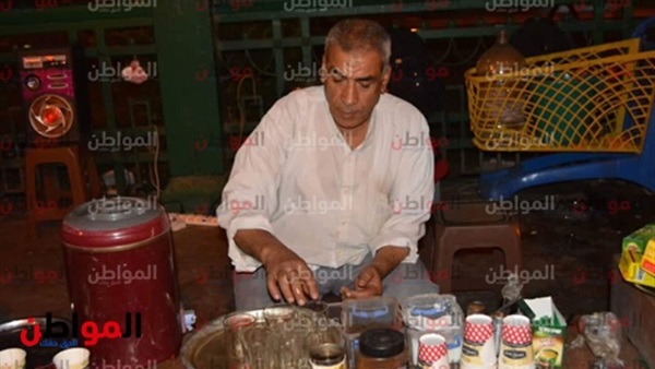 بائع المشروبات الساخنة
