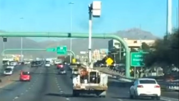 أغرب حوادث الشاحنات