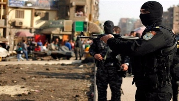 أحد أفراد قوات الأمن