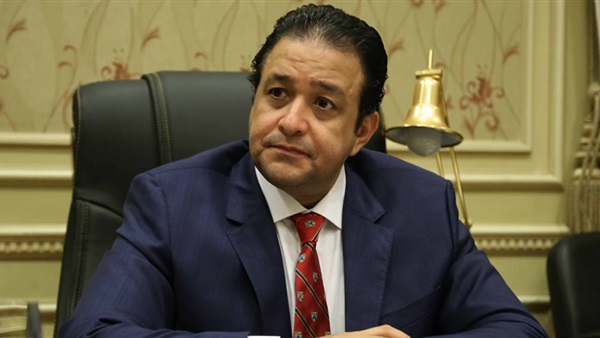 علاء عابد