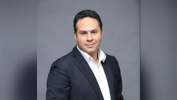 الإعلامي محمد عبده