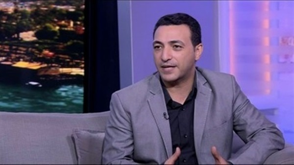 علاء عبد العاطي،