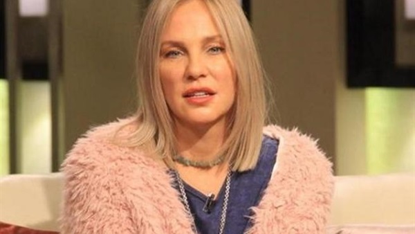 الفنانة شرين رضا
