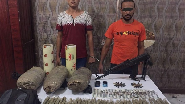 ضبط عاطلين بحوزتهما
