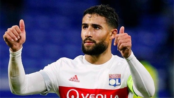 نجم ليون نبيل فقير