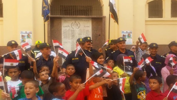 الأطفال خلال الزيارة