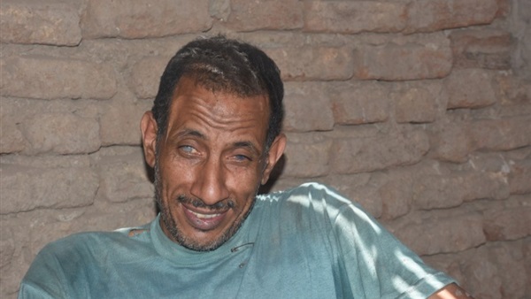 فاقد البصر ويمتهن