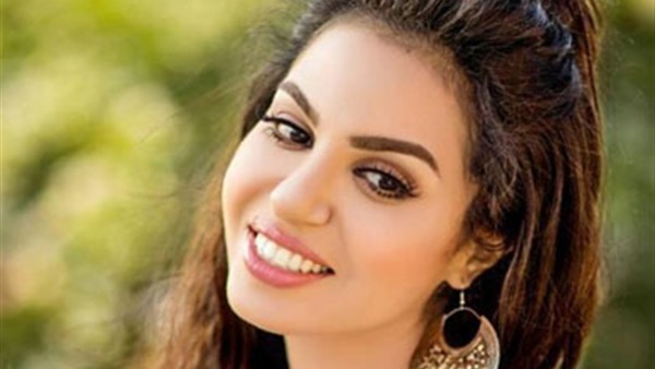 الفنانة نسرين امين