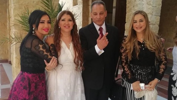 زواج رولااخرسا