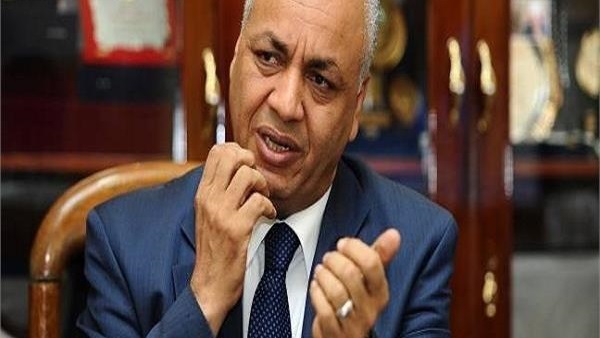 مصطفى بكرى