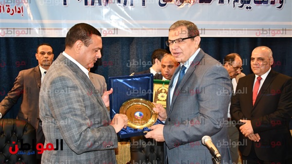 وزير القوى العاملة