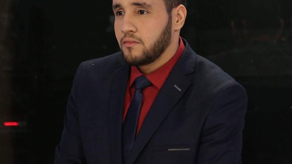 قاضي نزيم صحفي جزائري