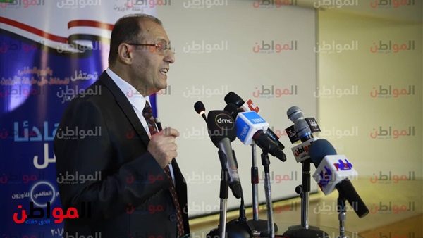 عزت لويس