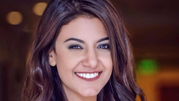 الفنانة ياسمين علي