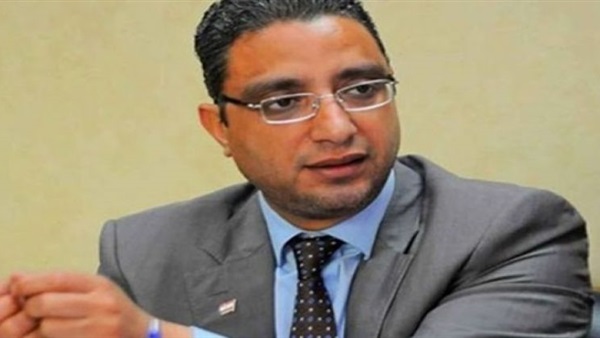 الدكتور احمد الانصاري
