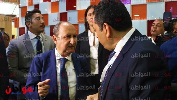 وزير الصناعة