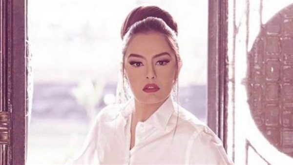 الفنانة شريهان