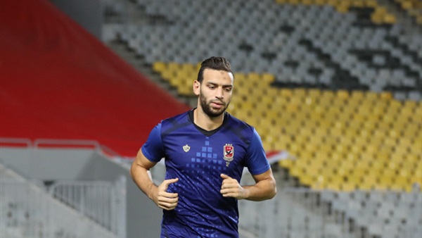 ميدو جابر لاعب الأهلي
