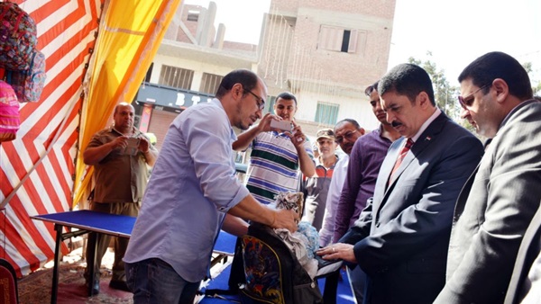 محافظ القليوبية يتفقد