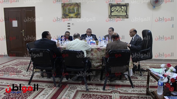 فحص جميع طلبة جامعة