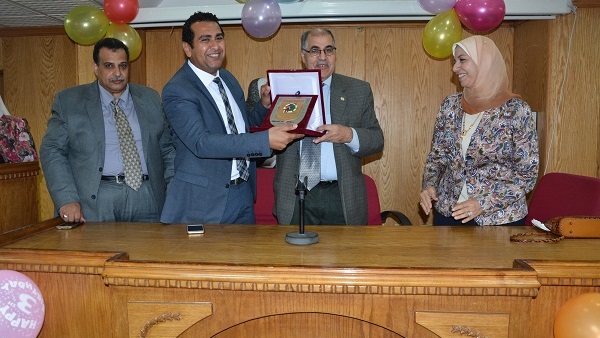 هيثم الفيل-جامعة