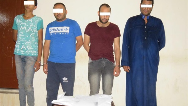 المتهمين