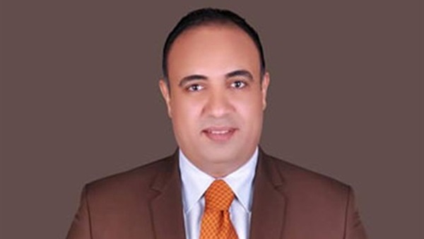 خالد عبد العزيز فهمى،