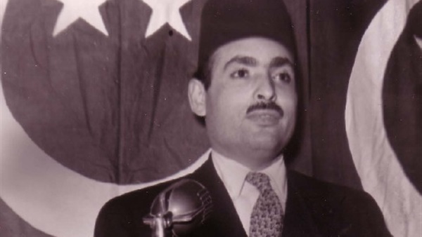 الصحفي أحمد حسين