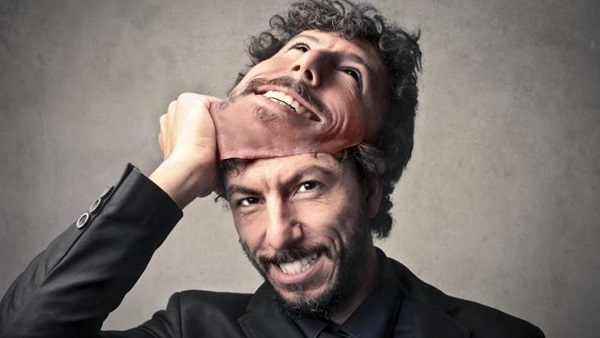 كذب الرجال