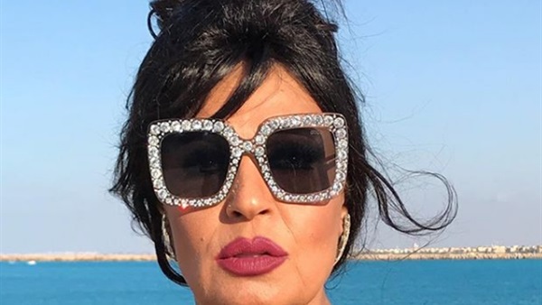 الفنانة فيفي عبده