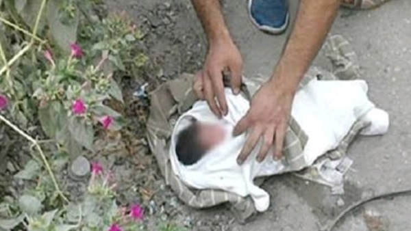 طفلى حديثة الولادة