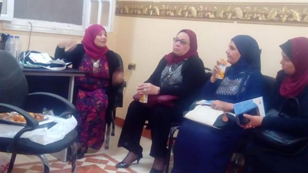 إحنا معاكي