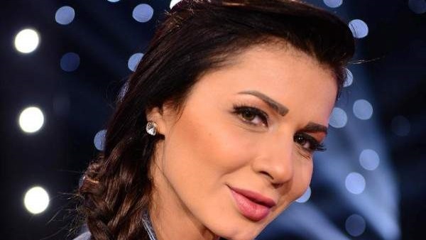 نجلاء بدر