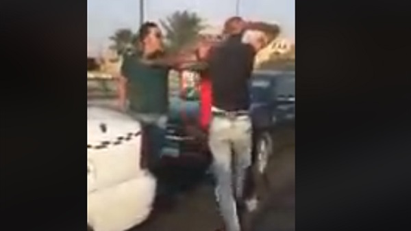 وقف الضابط المتعدي