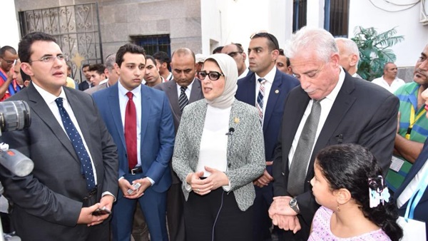 وزيرة الصحة