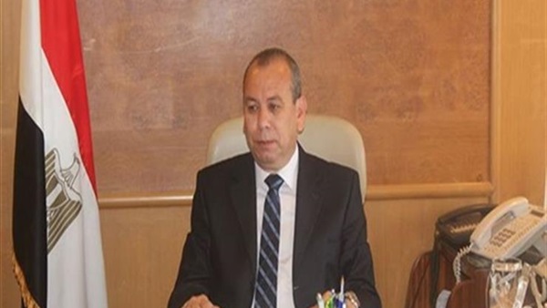 الدكتور اسماعيل عبد