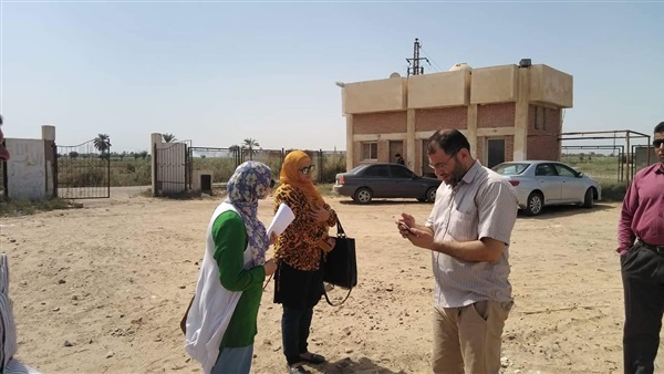 تعاين محطة الصرف