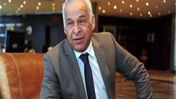 فرج عامر رئيس نادي