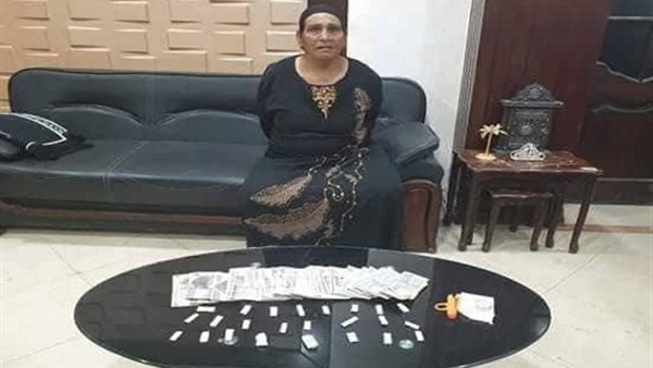 القبض على سيدة
