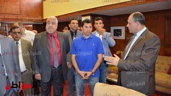 وزير الشباب والرياضة