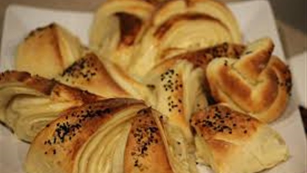 فطائر بالجبن وحبة