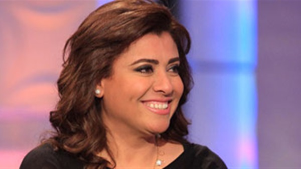 الفنانة نشوي مصطفي