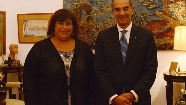 وزير الاتصالات ووزيرة