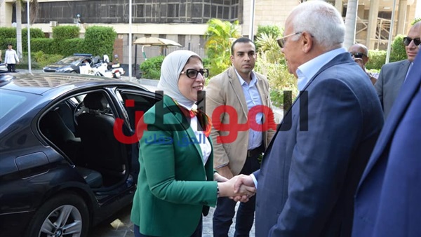 محافظ بورسعيد-وزيرة