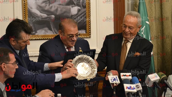 تكريم الدكتور حسن