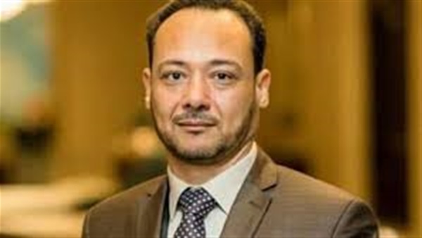 خبير أسواق المال